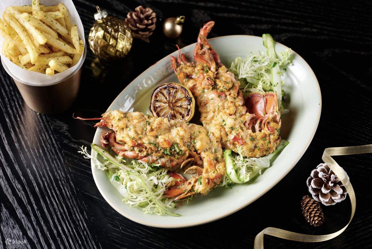 EAST Hong Kong 香港東隅｜FEAST (Food by EAST)｜Бранч «шведский стол», полу-шведский стол на обед, ужин «шведский стол»